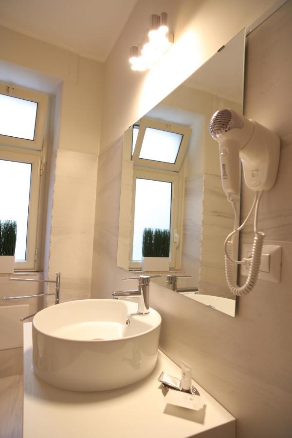 קטאניה Khome Rooms & Apartment מראה חיצוני תמונה